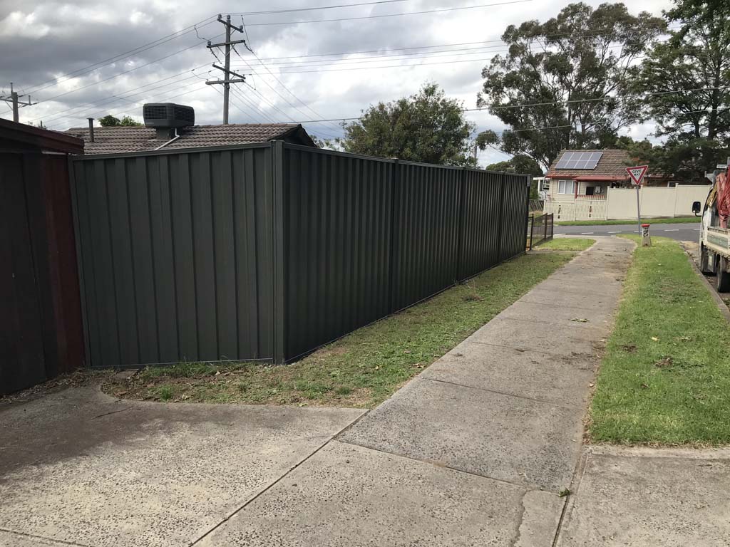 Colorbond fence 2.1m Greensborough