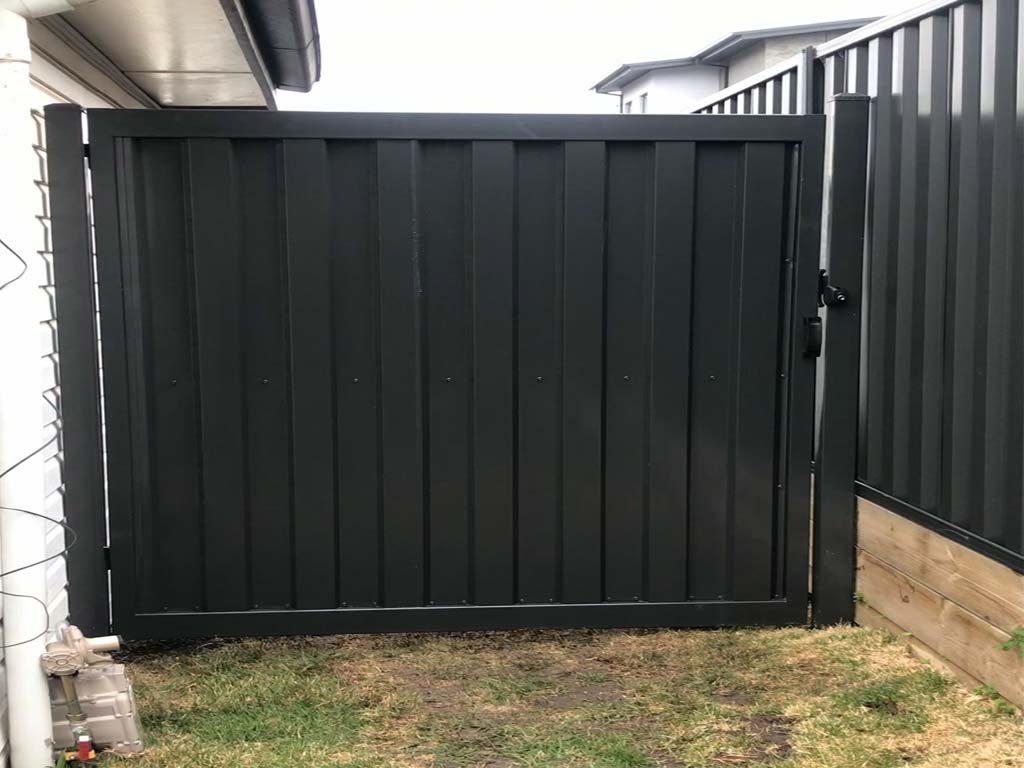 Colorbond infills solid steel frame powder coated Reservoir
